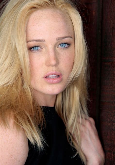 Caity Lotz Nude: Porn Videos & Sex Tapes